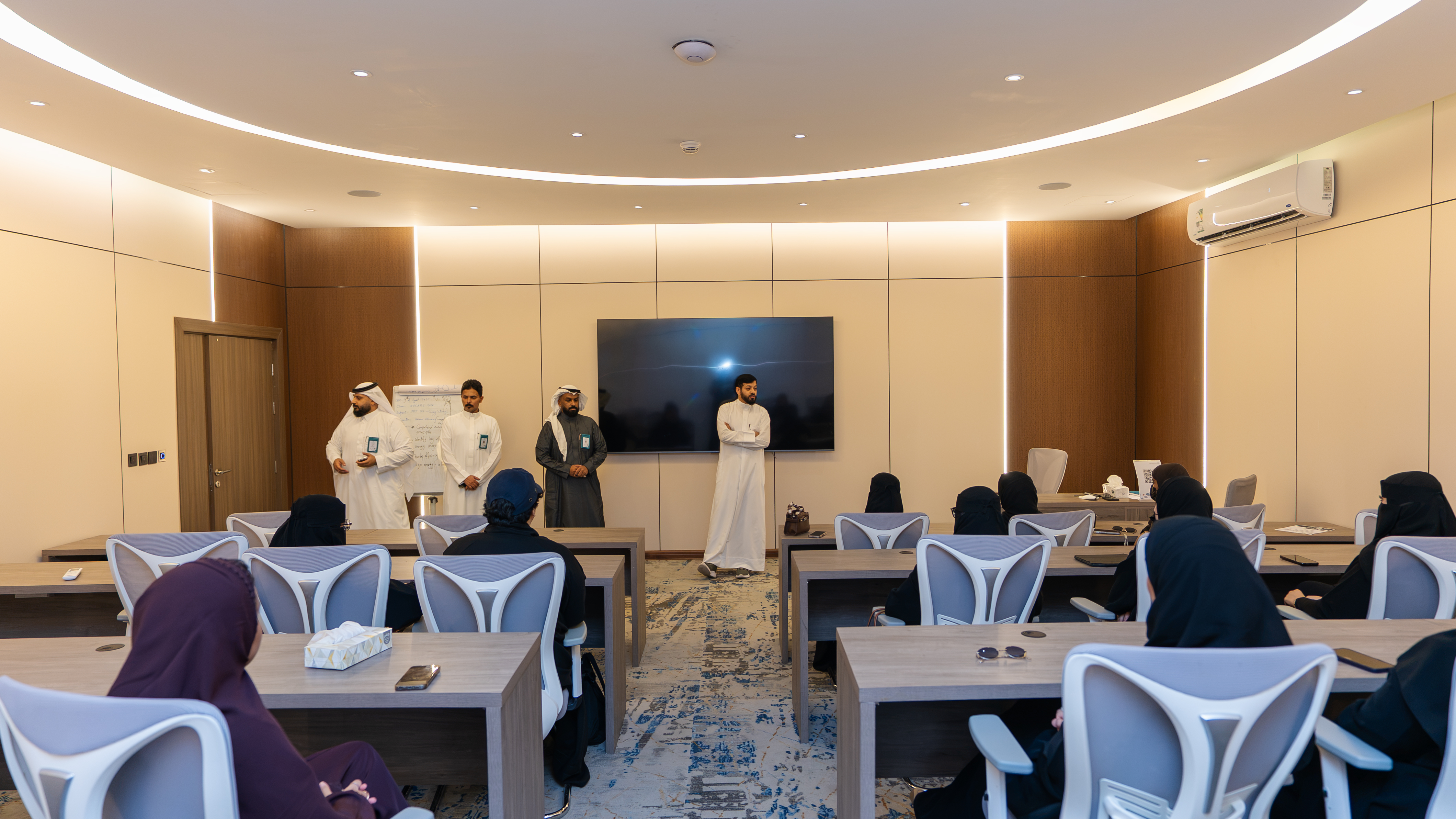لتنمية المهارات في تقنيات الطاقة المتجددة.. كلية الهندسة تطلق برنامجًا تدريبيًا متخصصًا